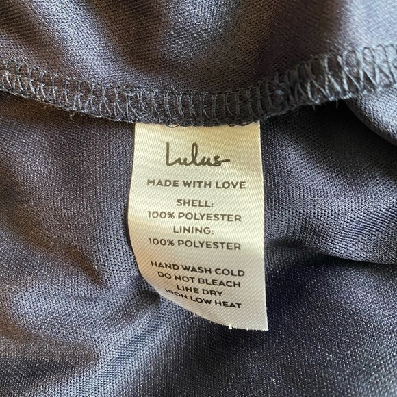 Lulu’s All Mine Navy Blue Floral Print 
High-Low Wrap Dress Size Small New - Picture 8 of 9